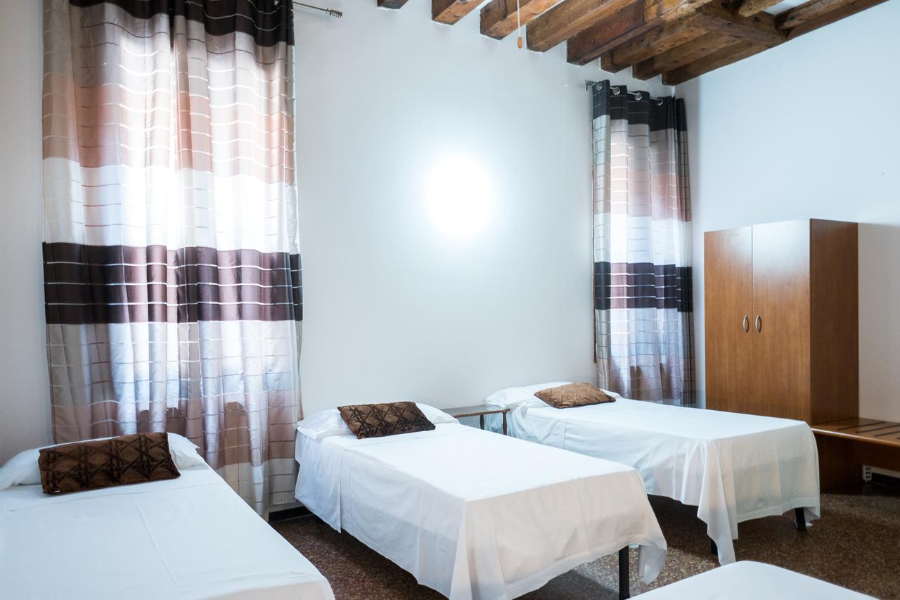 Backpackers House Venice Exterior photo