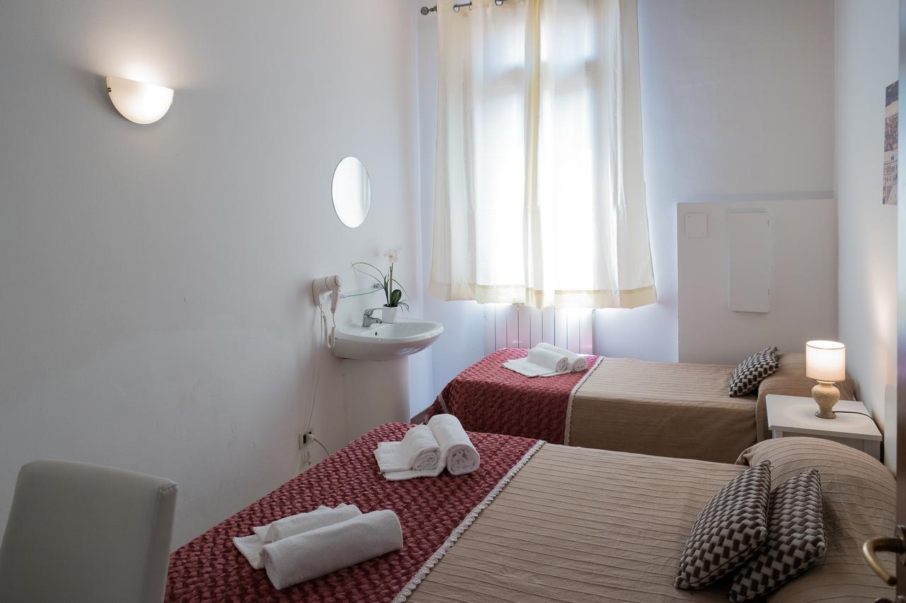 Backpackers House Venice Exterior photo